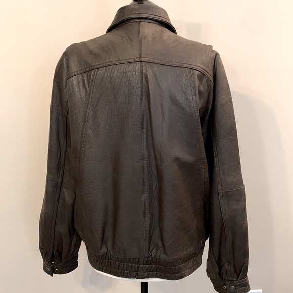 Vintage mens Greg Bell leather bomber jacket - Picture 4 of 11